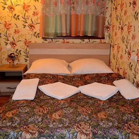 Zlata Praha 3* Мукачево